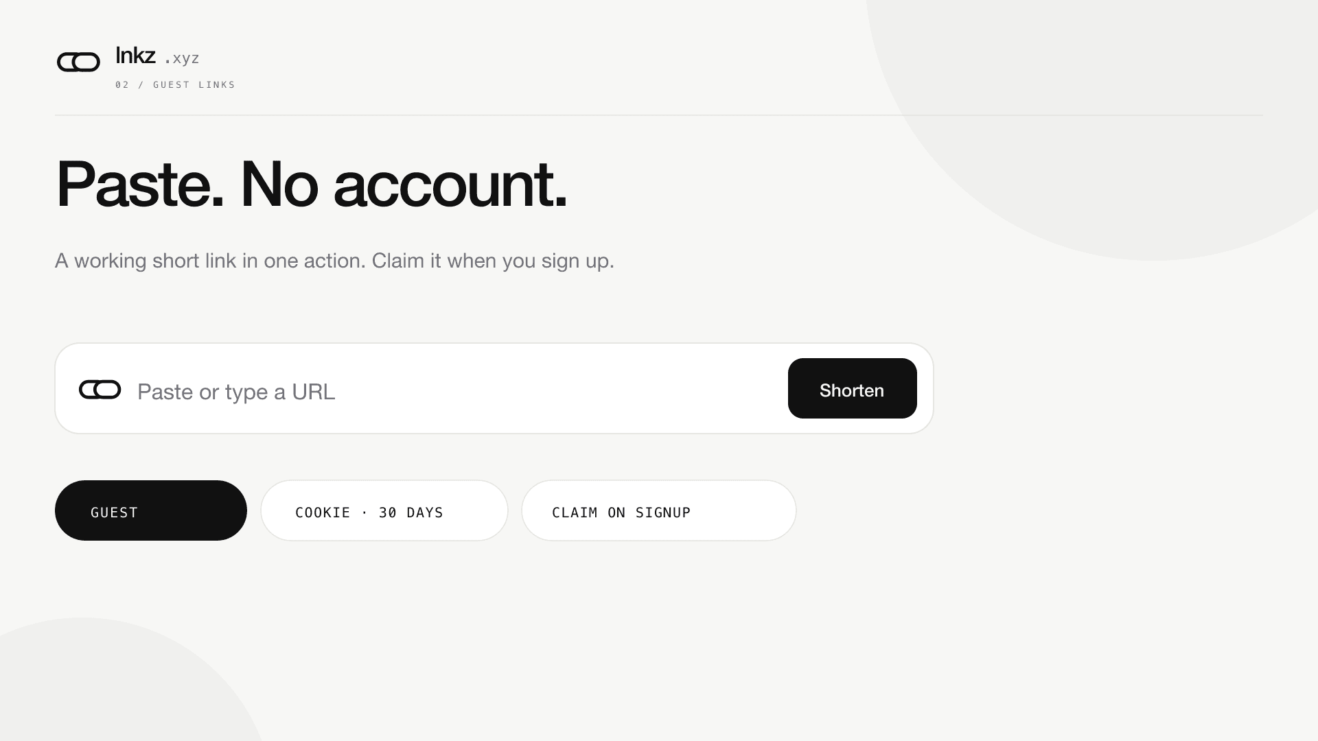 Guest shorten bar with paste field, no account required, 30-day cookie, and claim on signup